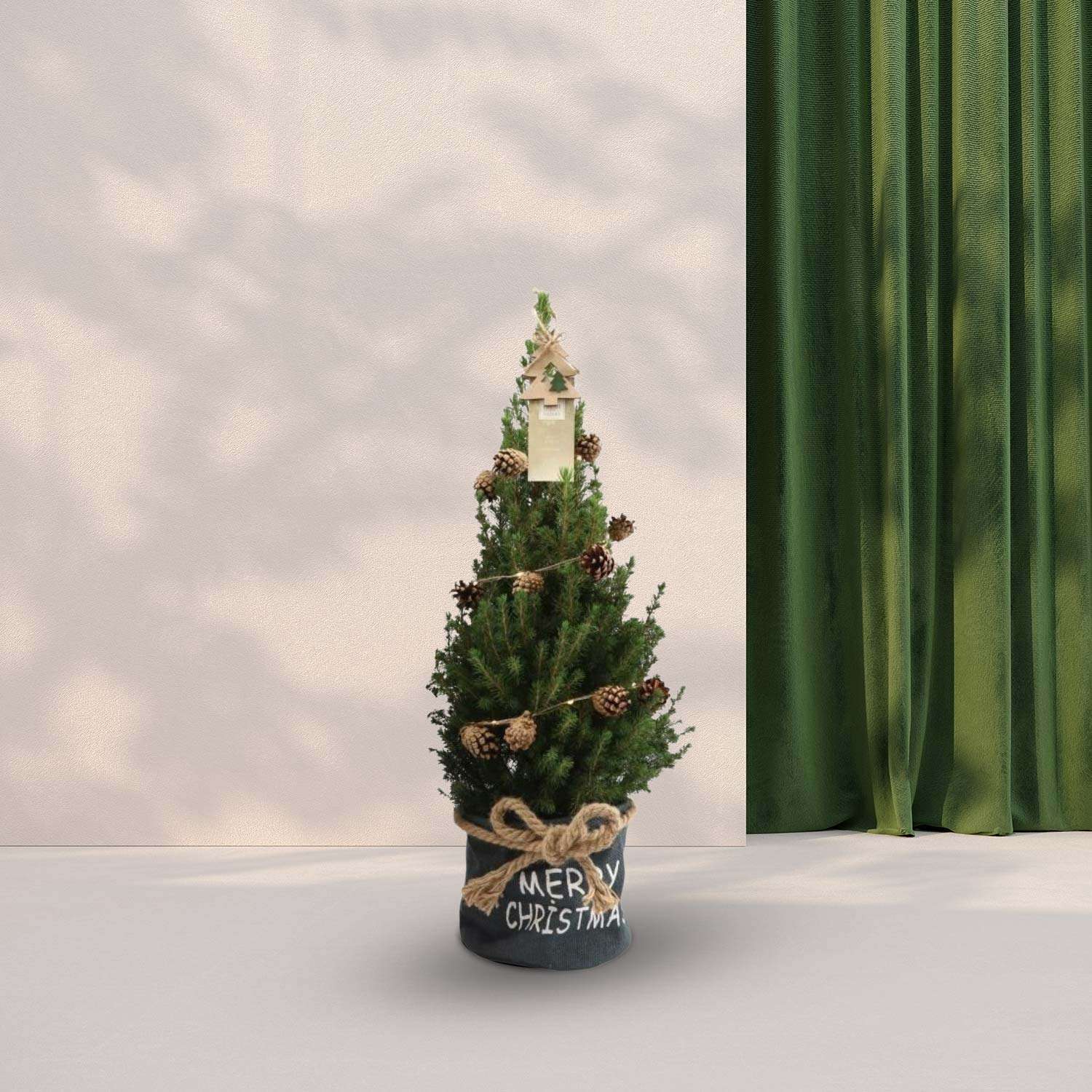Kerstboom (Picea Glauca Conica) in zak blauw - Dennenappel decoratie met verlichting - 70cm